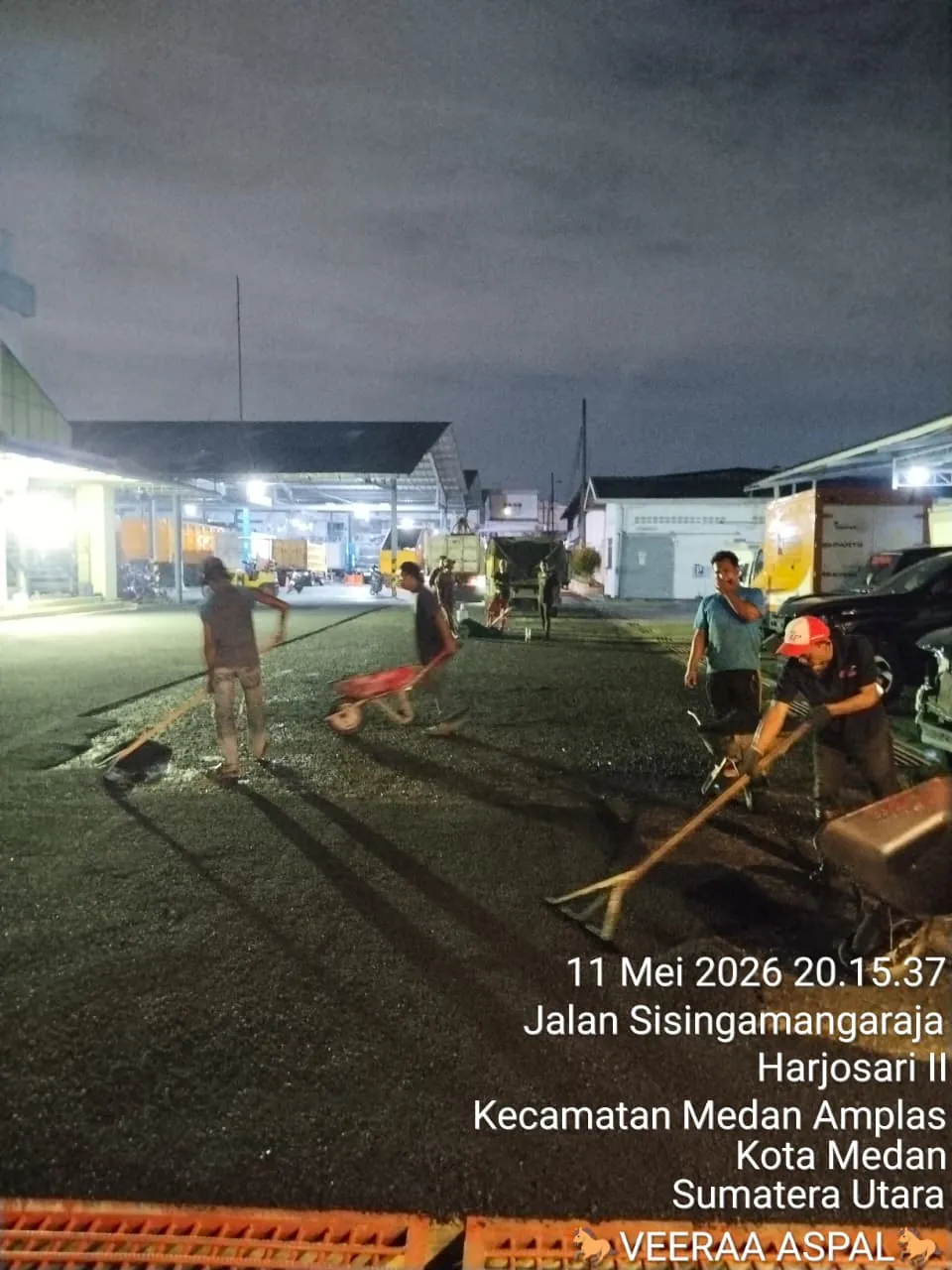 Dokumentasi pekerjaan pengaspalan proyek 13
