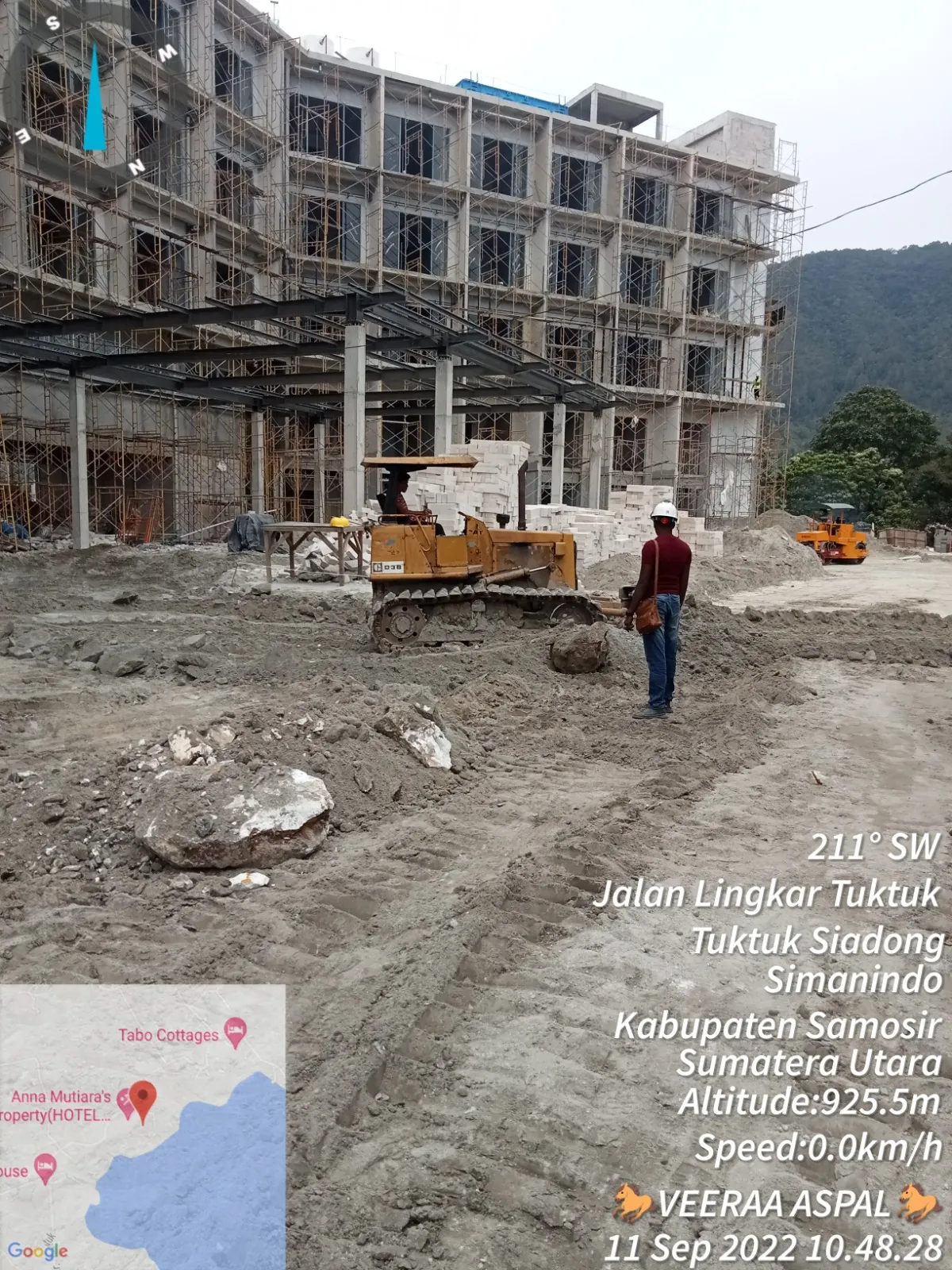 Dokumentasi pekerjaan pengaspalan proyek 32