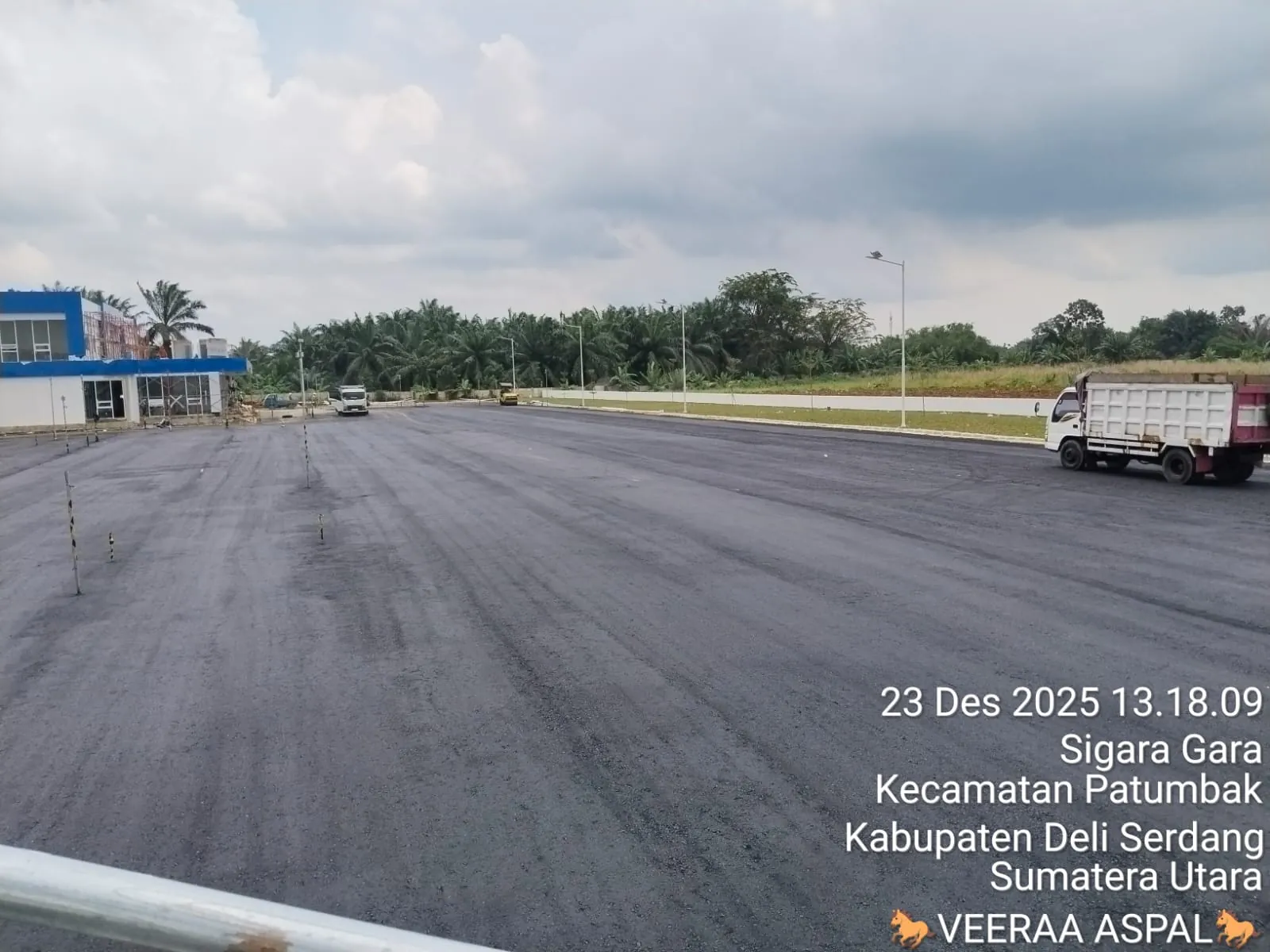 Dokumentasi pekerjaan pengaspalan proyek 40