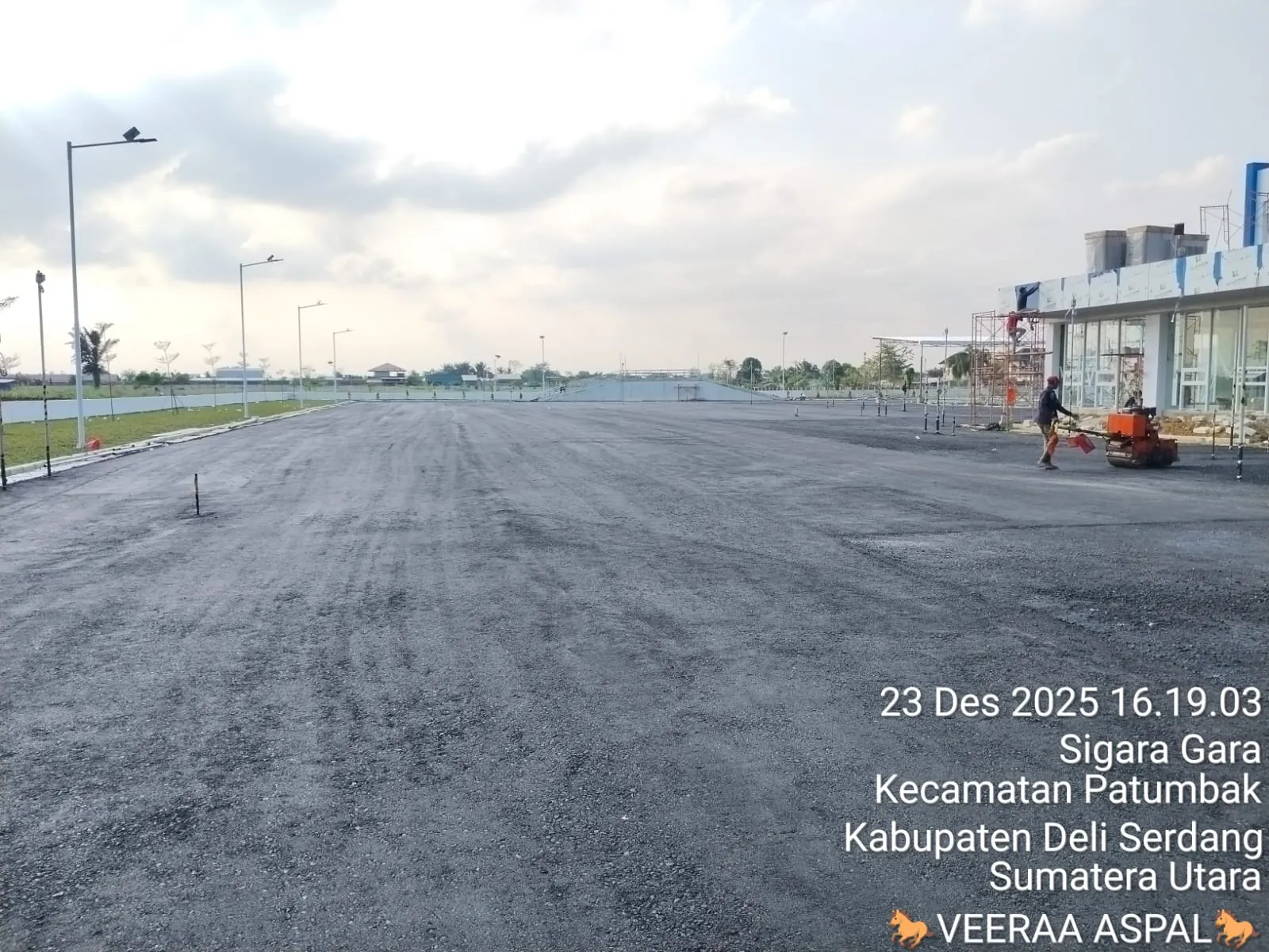 Dokumentasi pekerjaan pengaspalan proyek 41