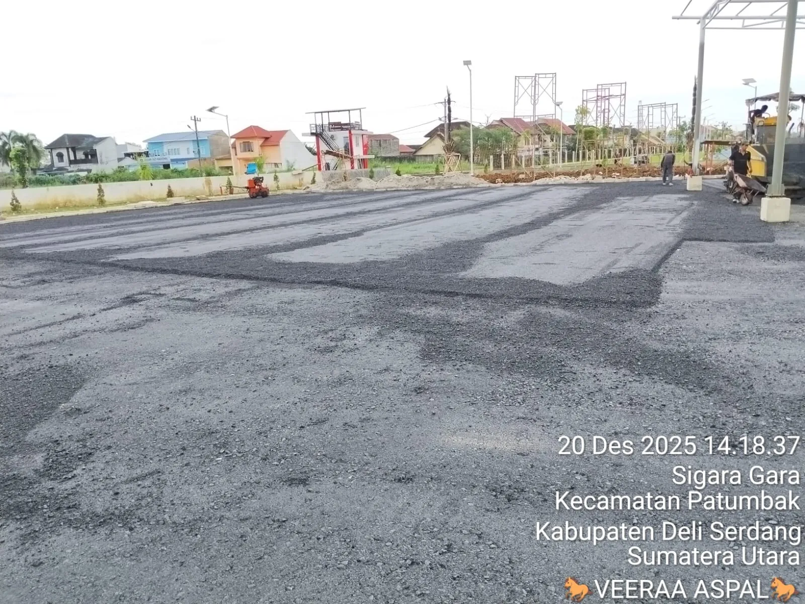 Dokumentasi pekerjaan pengaspalan proyek 46